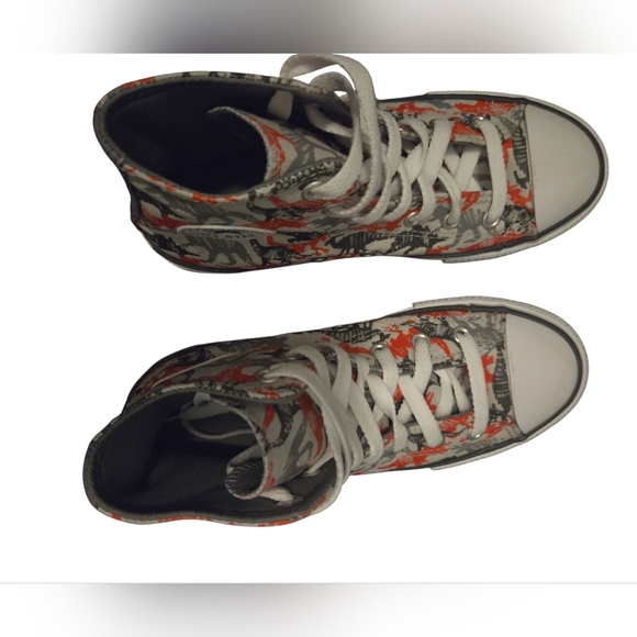 NWOT Converse Chuck Taylor All Star High 'Dino Daze' - Mouse - Kids Size 2.5 - Picture 5 of 8